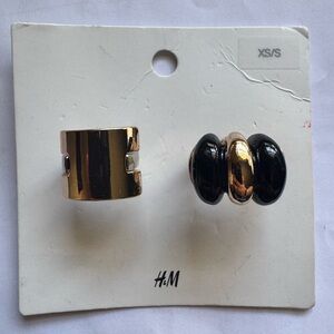H&M gold and black ring set